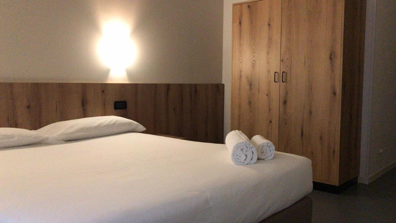 Hotel Doria - Business & Bike Ostiglia Екстериор снимка